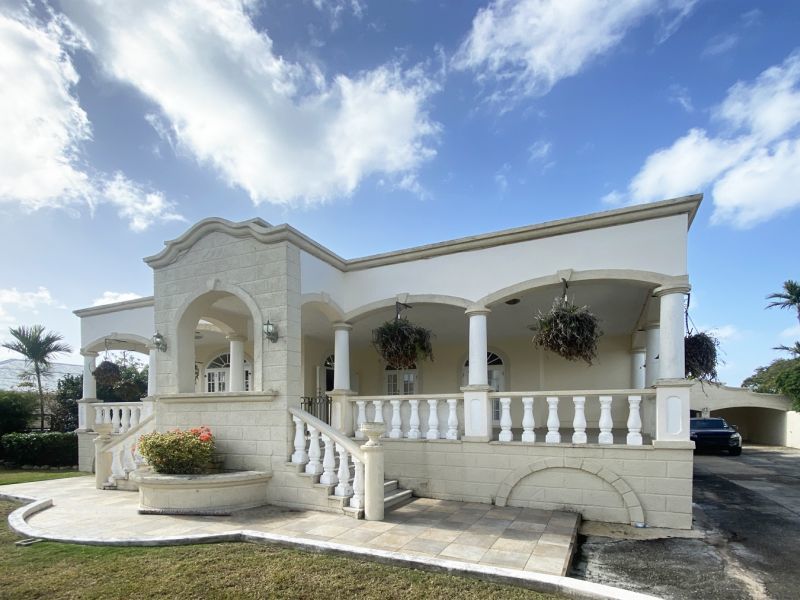 4 Bed House/Villa For Sale in Graeme Hall Barbados